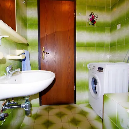 Appartamento In Village Valbnadon, 1 Km From The *