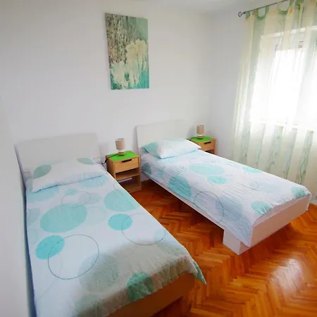 In Village Valbnadon, 1 Km From The Apartment